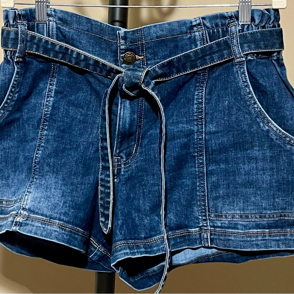 Denim Paperbag Waist Tie Shorts - Blue